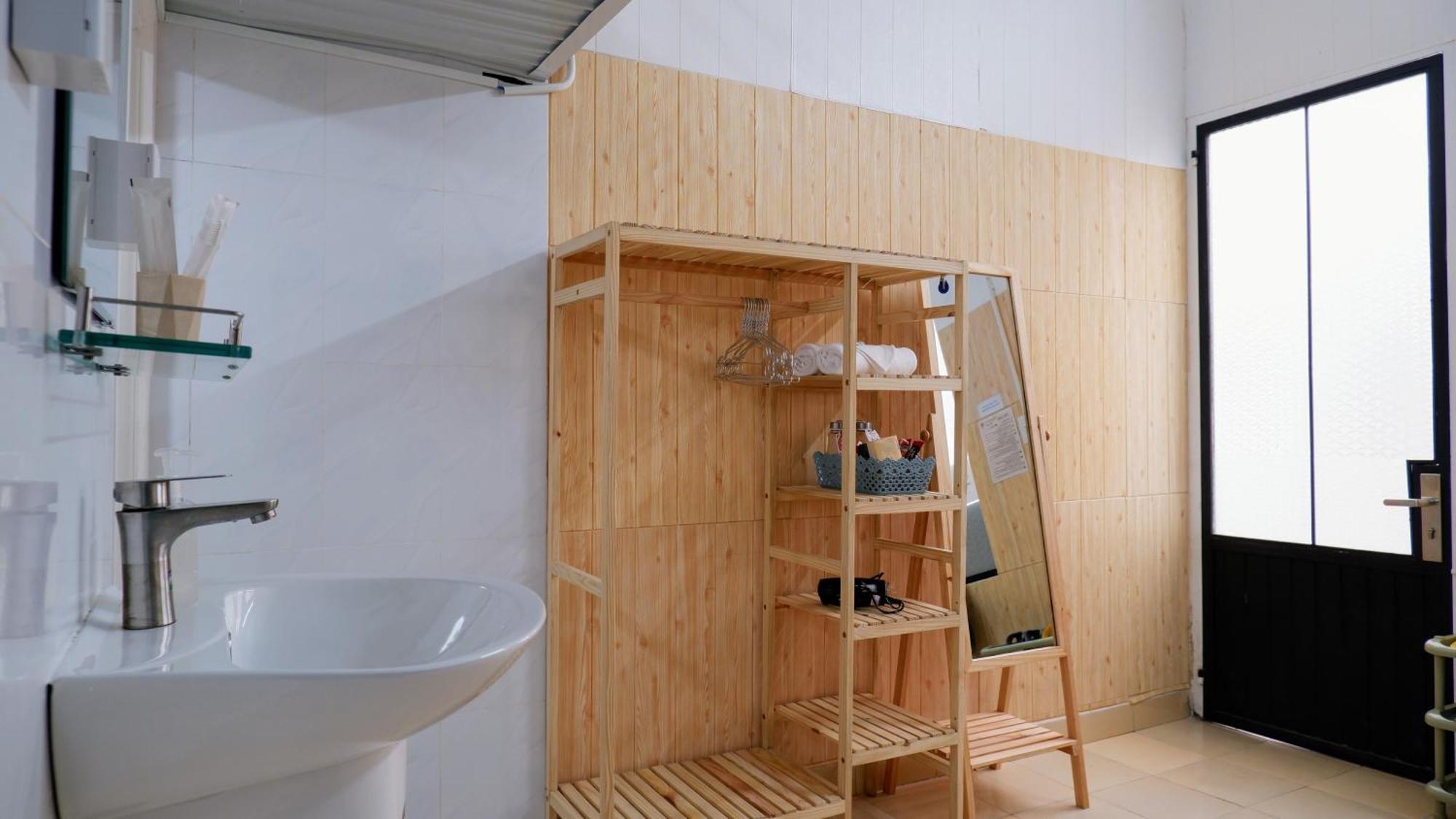 296 Cetete - In Homestay